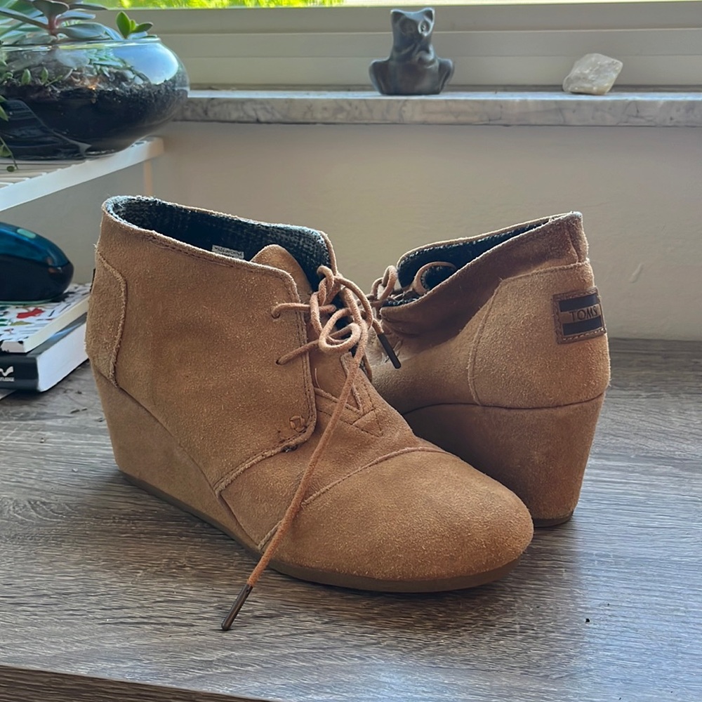 Toms booties